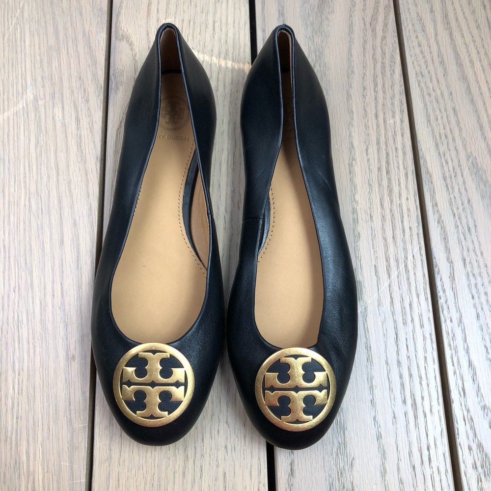 New Tory Burch Benton ballet flats ๐ค (A) - Picture 1 of 6